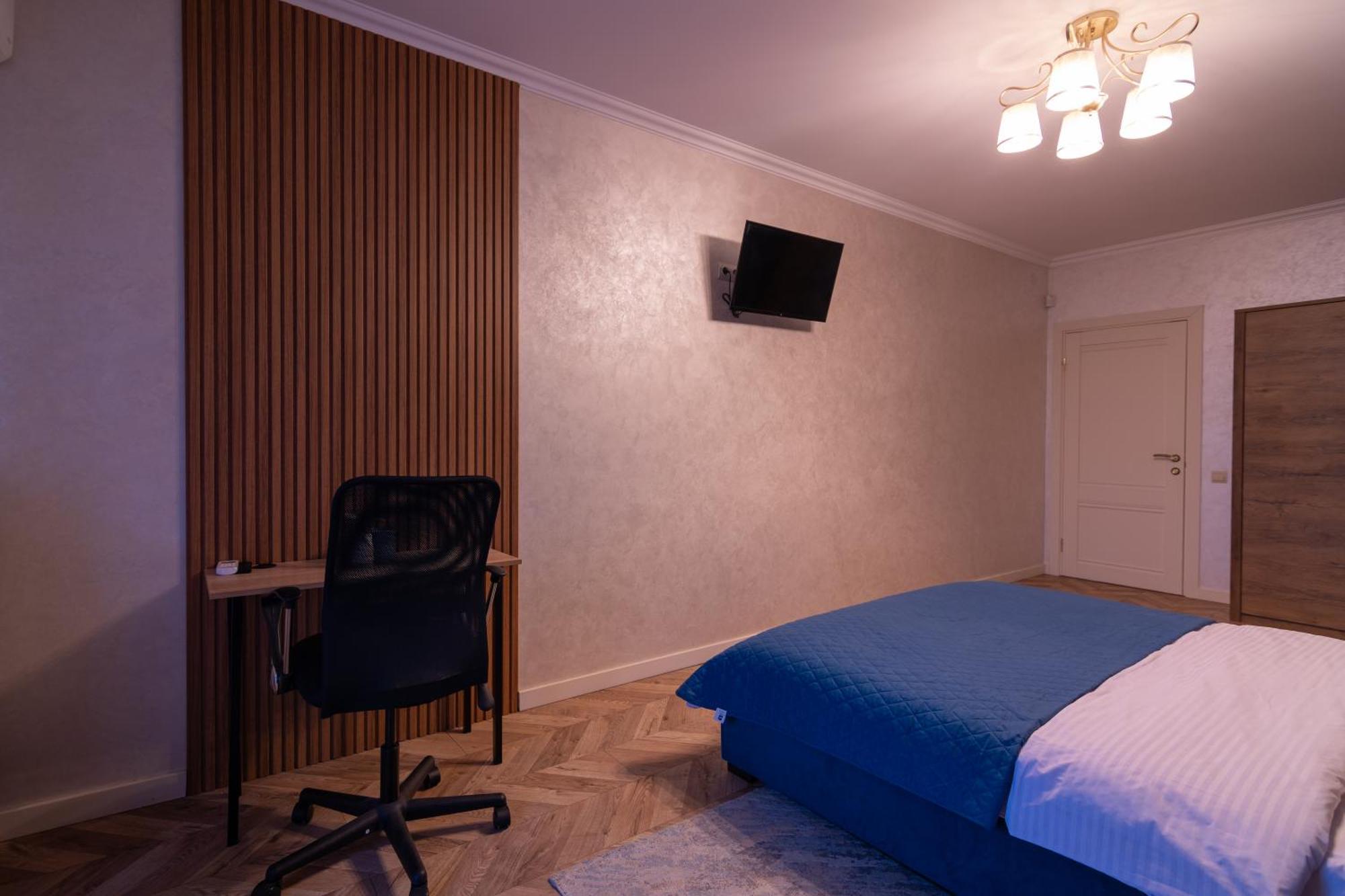 Avalon Premium Two Bedrooms Apartment Лвив Екстериор снимка